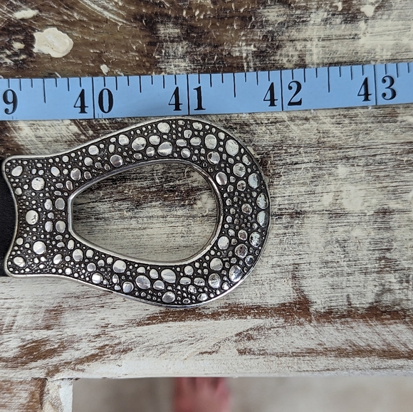 Chico's Adjustable Black Leather Belt With Silver Tone Hardware M/L - Picture 6 of 13